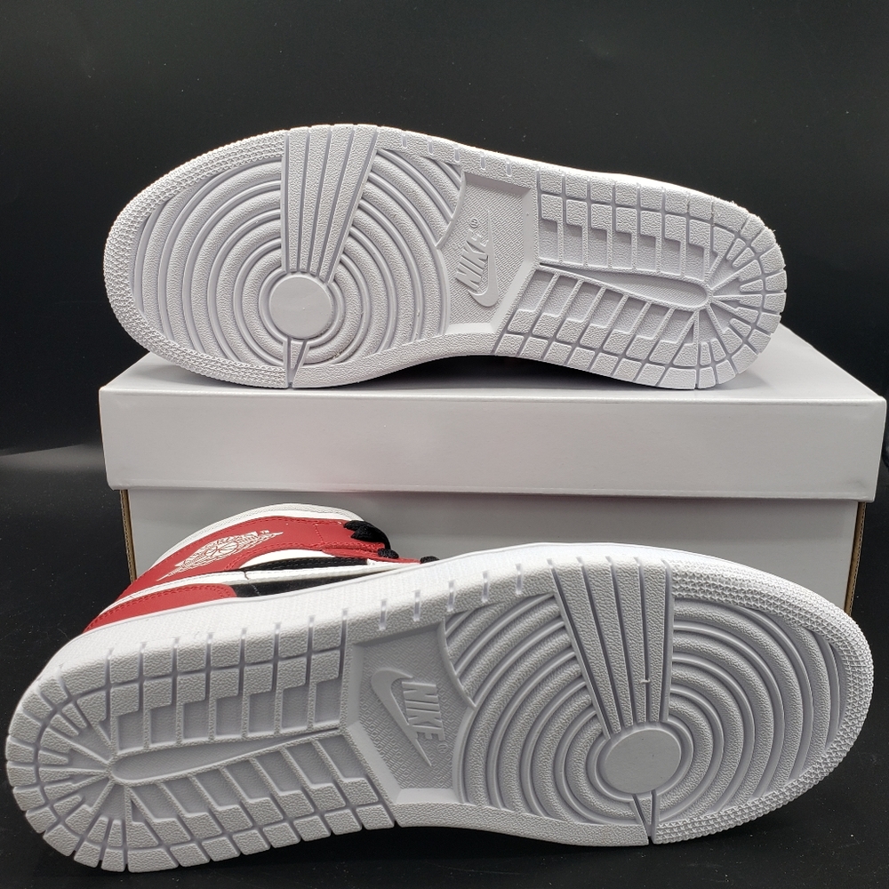 Nike Air Jordan 1 Mid Gym Red Sneakers - Picture 3 of 13
